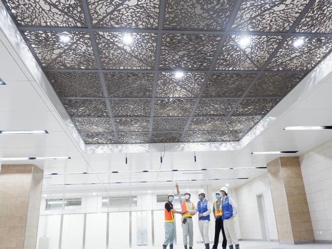 Tận mắt thấy bên trong ga metro Nhà hát Thành phố