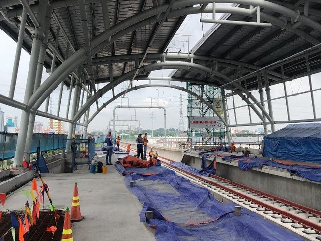 Gấp rút hoàn thiện các nhà ga metro số 1