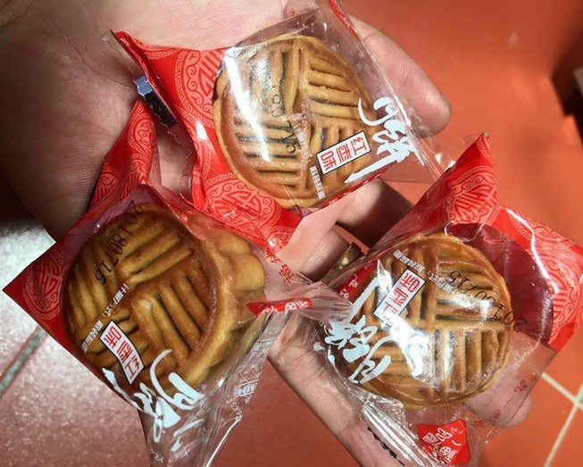 Bí ẩn bánh trung thu Trung Quốc siêu rẻ 2000 đồng