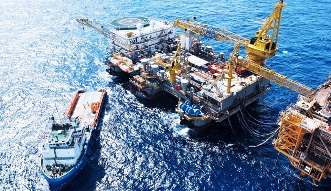 Với giá dầu tăng mạnh, Tổng công ty khoan và dịch vụ khoan dầu khí Việt Nam (PVD) đang mơ về giá cổ phiếu quay về mức trên 50.000 đồng cách đây 3 năm
