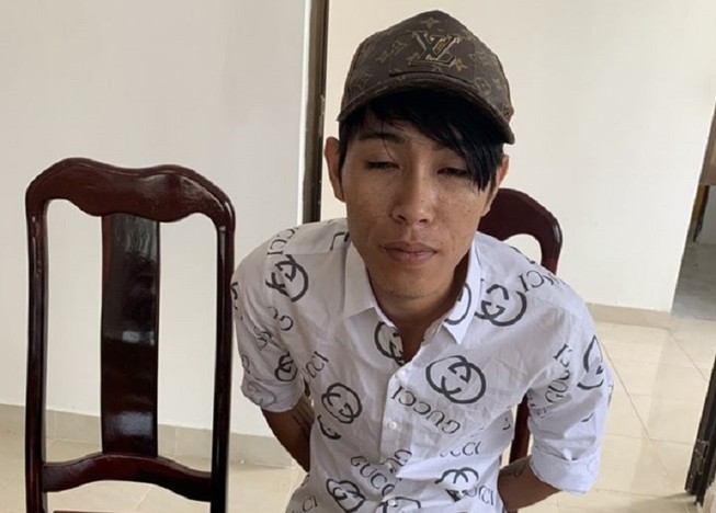 Ẩu đả từ cái nhìn của người lạ