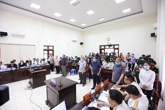 'Út 'trọc' làm hư hỏng nhiều cán bộ cao cấp của quân đội'