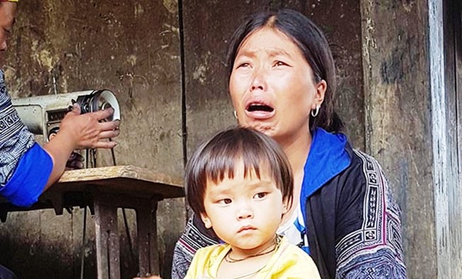 Những nỗi đau xé lòng khi cơn lũ khủng khiếp đi qua