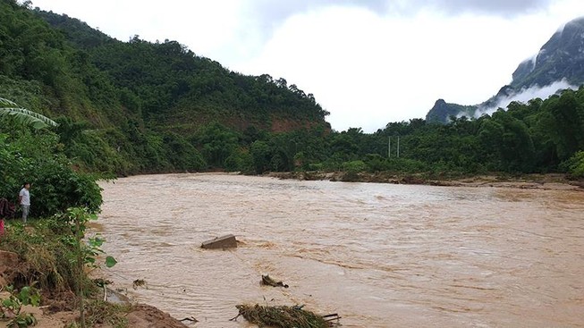 Tìm thấy một thi thể mất tích sau lũ ở Sa Ná