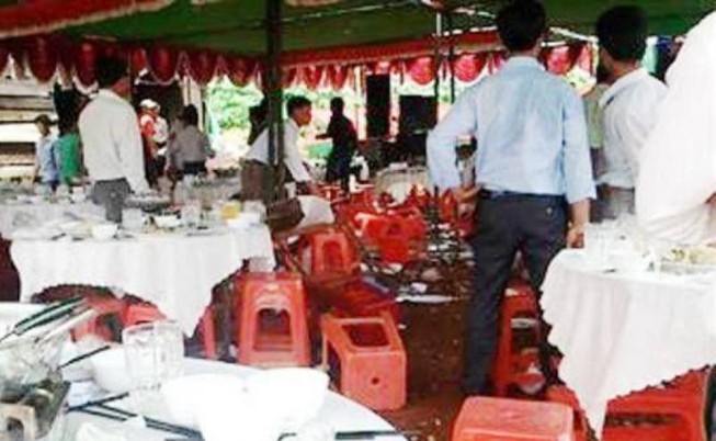 Truy bắt kẻ đâm 2 người thương vong tại đám cưới