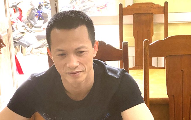 Thu nhiều hung khí, tài liệu tại nhà Đạt 'ma'