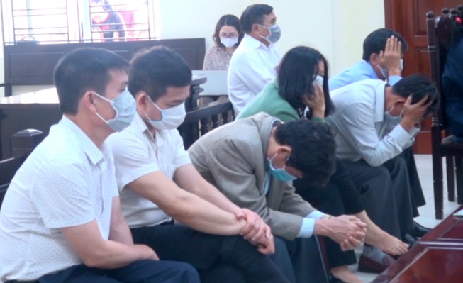5 cựu cán bộ thanh tra bị đề nghị từ 2 đến 4 năm tù