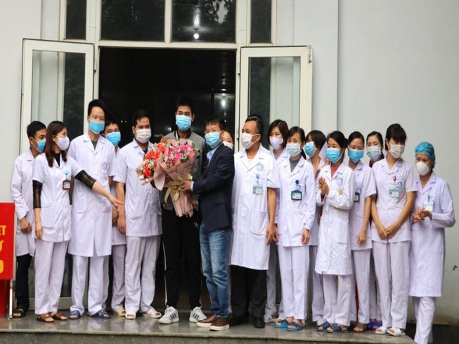 Tin vui: Bệnh nhân thứ 18 xuất viện