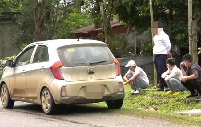 Nhóm thanh niên trốn cách ly đi dự sinh nhật bạn bị xử phạt