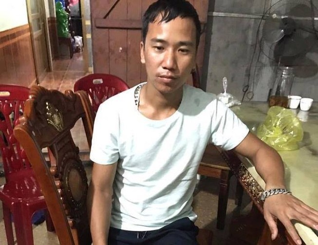 Không nhường đường, tài xế xe tải bị đâm chết
