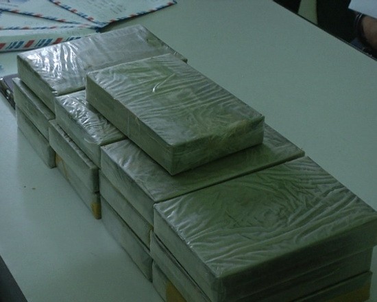 Khám xe trùm ma túy, phát hiện thêm 32 bánh heroin