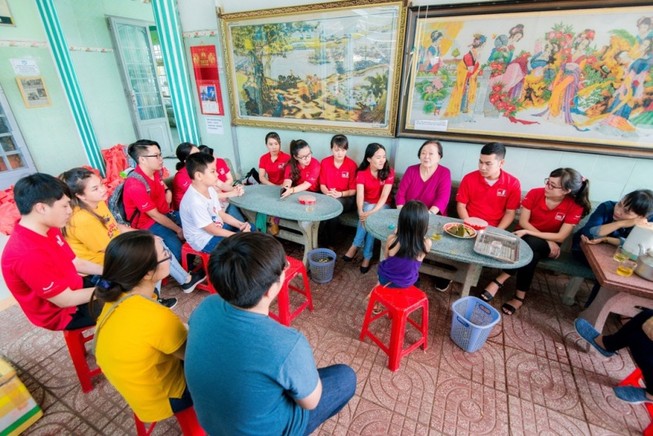 Home Credit kết nối những tấm lòng vàng