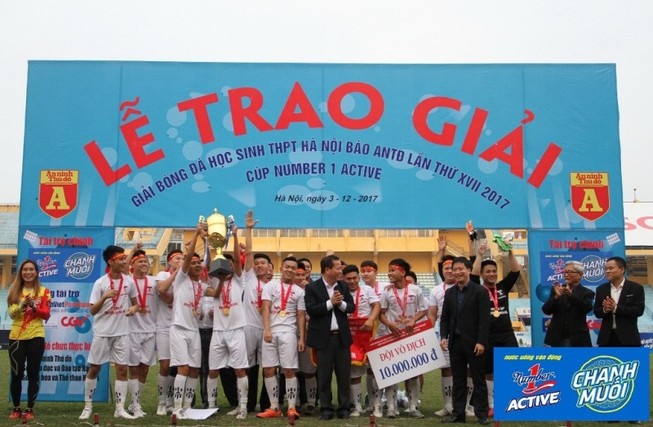 Giải bóng đá học sinh: Trận chung kết nghẹt thở