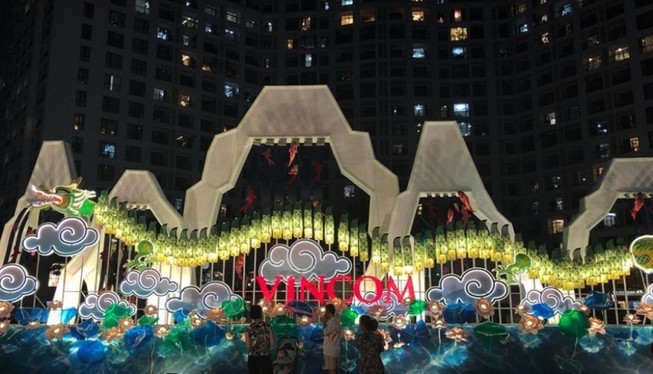 Vincom rộn ràng tuần lễ đón Trung thu đoàn viên