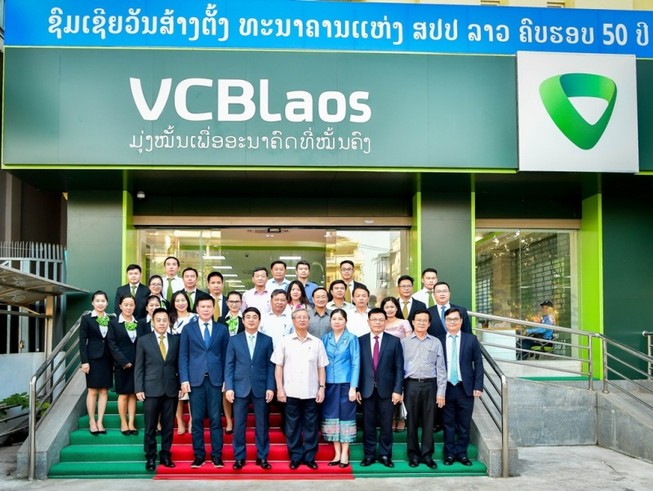 Vietcombank Lào - dấu ấn vươn tầm khu vực