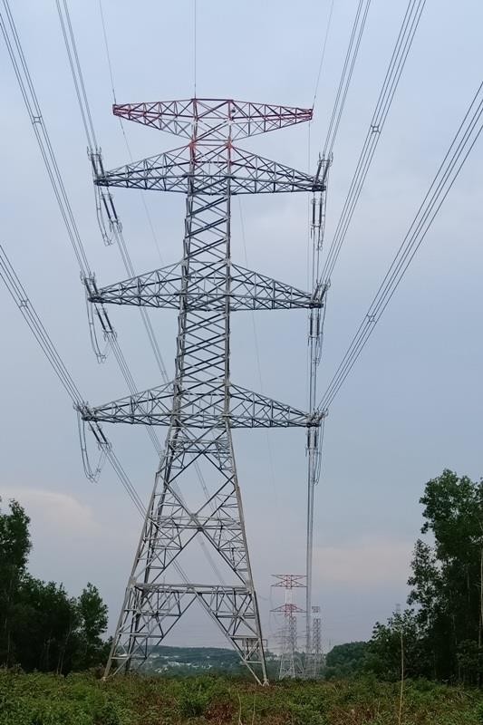 Vận hành đường dây 500kV Vĩnh Tân - rẽ Sông Mây - Tân Uyên