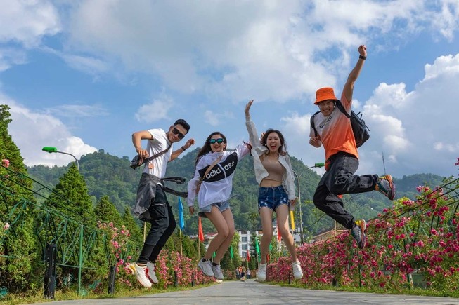Sa Pa giảm phí tham quan, tung combo siêu hấp dẫn