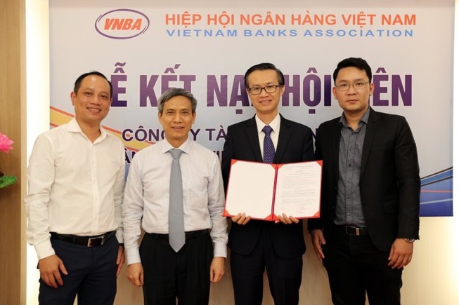 FE CREDIT trở thành hội viên Hiệp hội Ngân hàng Việt Nam