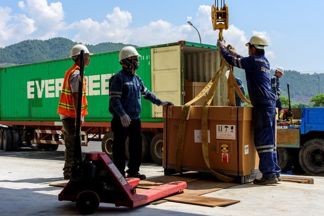 Đà Nẵng đón những lô hàng ươm tạo công nghệ cao đầu tiên