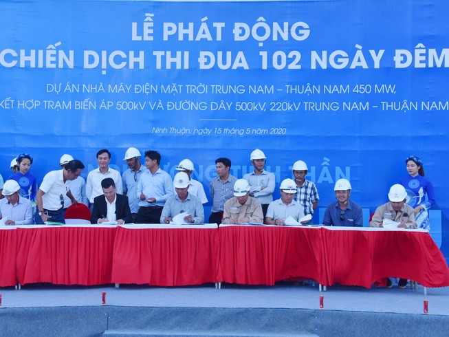 Triển khai dự án điện mặt trời 12.000 tỉ đồng