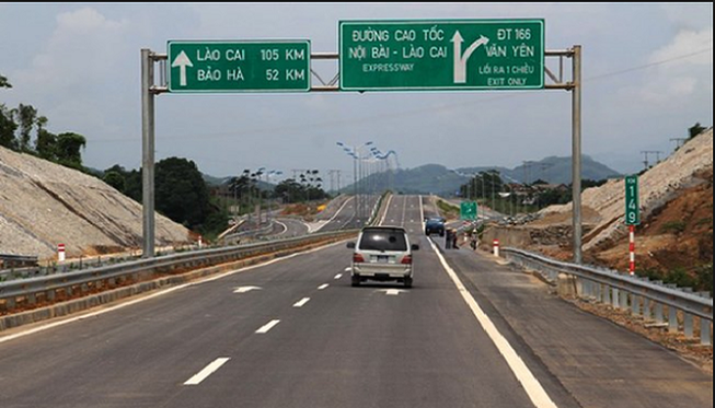 Phát hiện nhiều xe trốn phí trên cao tốc Nội Bài - Lào Cai