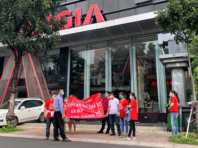 TP.HCM: Cư dân An Gia tiếp tục căng băng rôn đòi sổ hồng