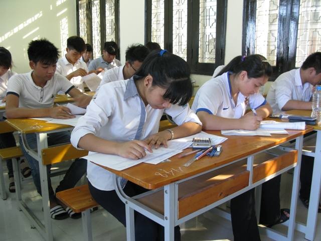 Thủ tướng Nguyễn Tấn Dũng: Phải có phương án tốt nhất cho kỳ thi quốc gia năm 2016