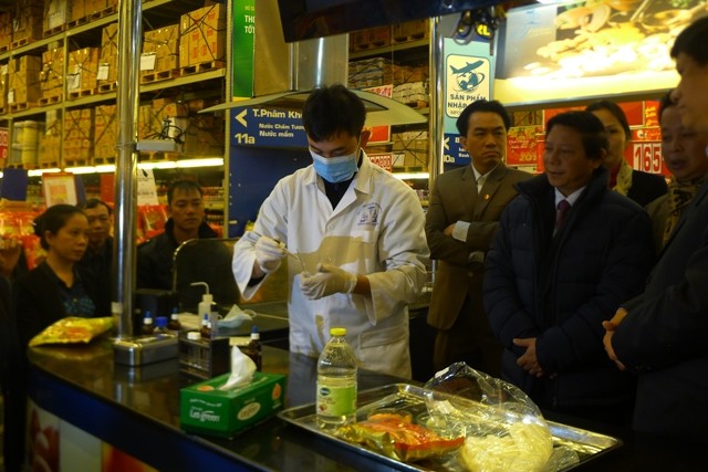 Gần 85% người dân phát hiện thực phẩm bẩn nhưng không tố giác