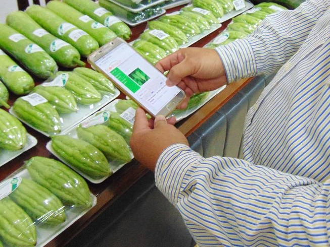 Truy xuất nguồn gốc rau củ bằng điện thoại thông minh