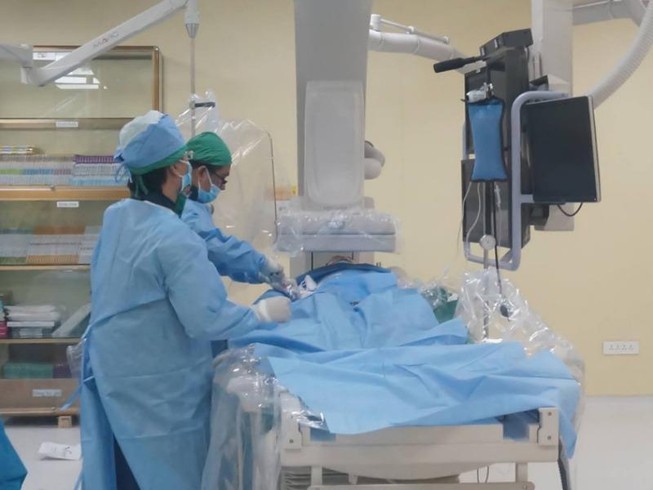 Suýt chết vì nhồi máu cơ tim nhưng cứ tưởng đau bụng