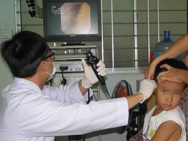 Xưng danh phóng viên 'moi tiền' phòng khám