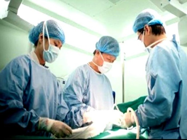 Cứu sản phụ ngộ độc thuốc tê sau mổ bắt con