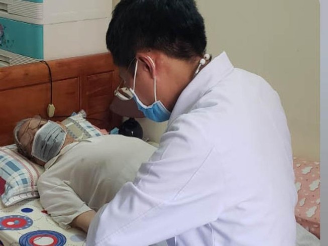 TP.HCM: Hỗ trợ BS đến khám bệnh tại nhà cho người cao tuổi