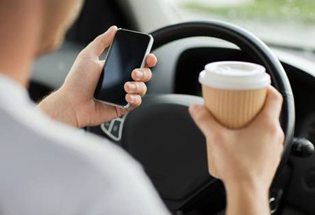 Bí kíp lái xe an toàn dịp tết