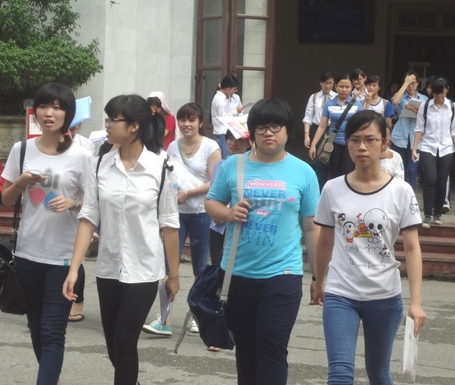 Có 38 thí sinh bị đình chỉ thi trong môn thi đầu tiên