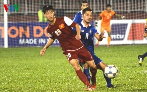 Thắng U-21 Thái Lan, U-21 Việt Nam sớm giành vé vào bán kết