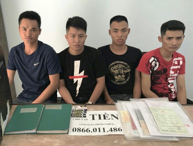 Nhóm cho vay lãi suất 'cắt cổ' nhắm vào phụ nữ đơn thân