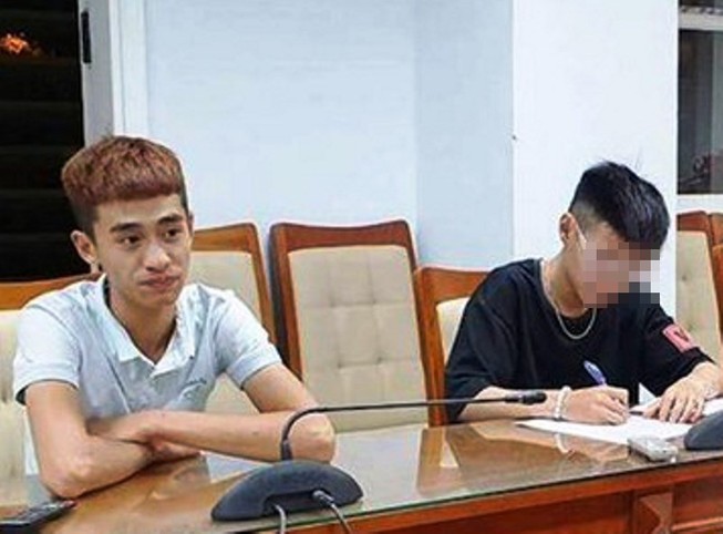 2 thanh niên chạy xe bốc đầu trên cầu Rồng bị khởi tố