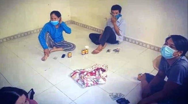 Đà Nẵng: Liên tiếp bắt các nhóm đánh bạc, bất chấp dịch
