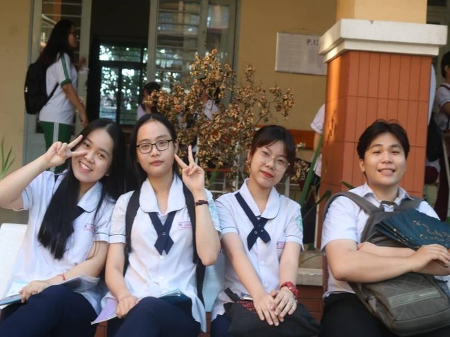 Thứ trưởng Bộ Giáo dục: Học sinh có thể đi học từ ngày 2-3