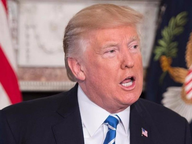 Ông Trump dọa dùng quân sự trừng phạt Venezuela