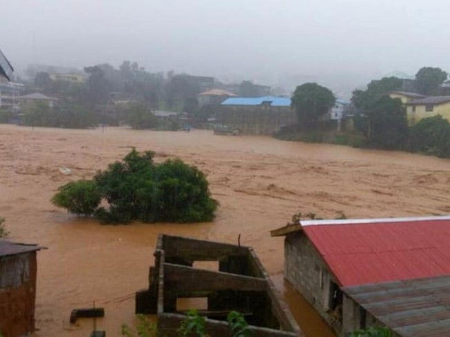 Sierra Leone: Bùn lở, hơn 200 người chết