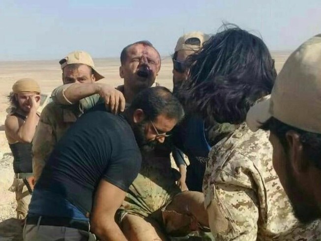 Phiến quân bắn rơi máy bay Syria, bắt phi công