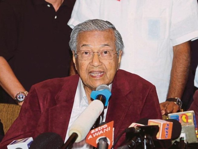 Malaysia: Ông Mahathir Mohamad trở lại làm thủ tướng ở tuổi 92
