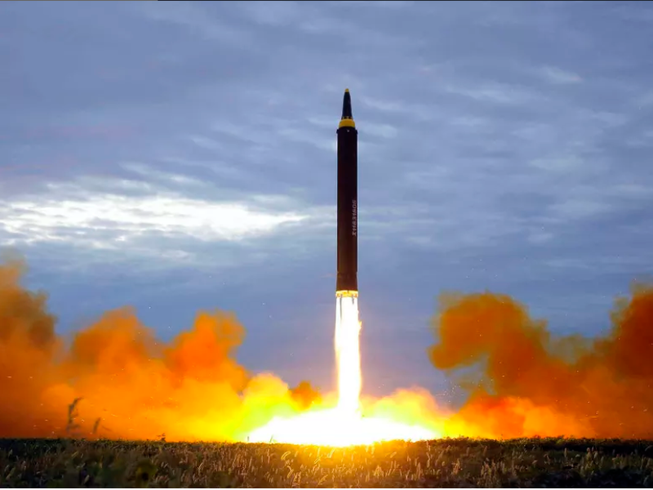 Washington Post: Nghi Triều Tiên đang chế tạo 1-2 tên lửa ICBM