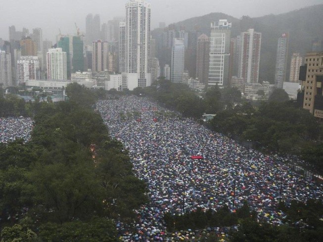 Người Hong Kong đổi chiến lược biểu tình, vì sao?