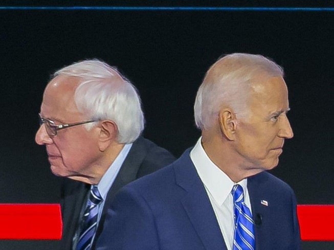 Cựu Phó Tổng thống Joe Biden và thượng nghị sĩ Bernie Sanders – hai ứng viên đại diện hai phe ôn hòa và cấp tiến bên đảng Dân chủ. Ảnh: VOX