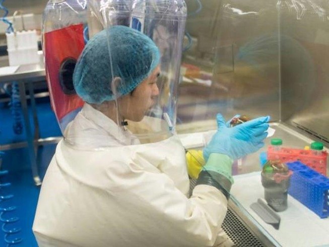 Viện Virus học Vũ Hán có phòng thí nghiệm quản lý, nghiên cứu các mầm bệnh cấp độ 4 (P4) – các mầm bệnh nguy hiểm nhất. Ảnh: AFP
