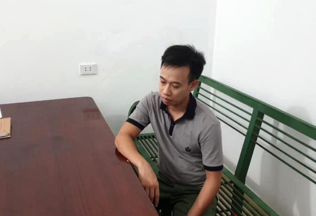 Bắt nghi can dùng súng K54 cướp tiệm vàng