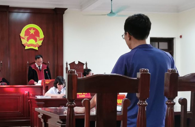 Tòa, viện 'đá' nhau trong vụ kiện tranh chấp nhà hóa giá